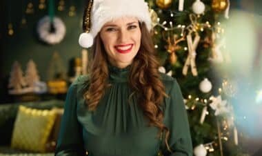 Christmas Beauty Trends 2023